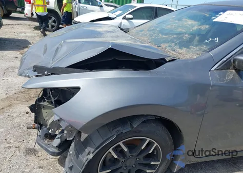 2017 Nissan Altima 2.5 S z USA, uszkodzony, nr VIN 1N4AL3AP5HN365576